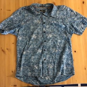 Quiksilver button up